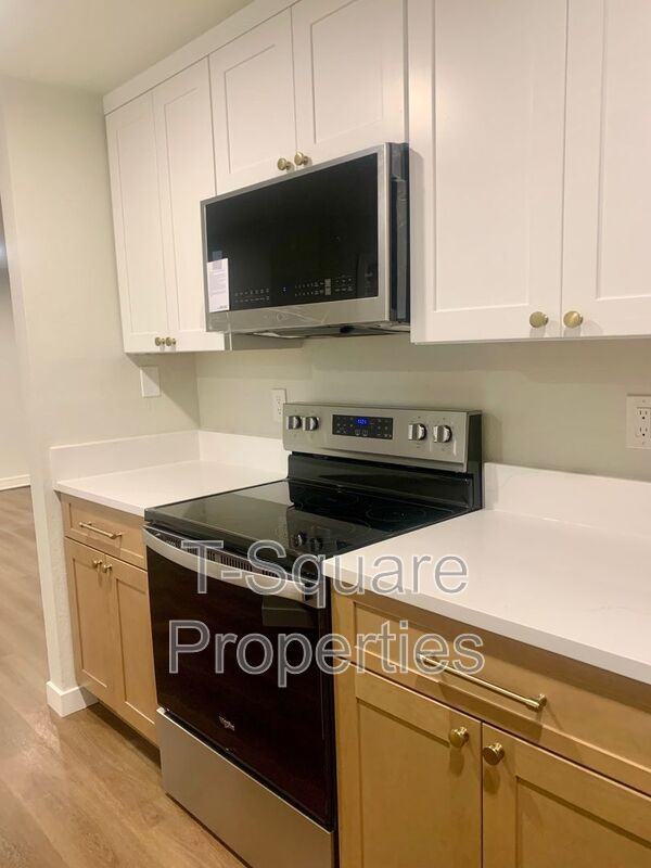 8226 126th Avenue Northeast #A12 - Photo 3 of 29