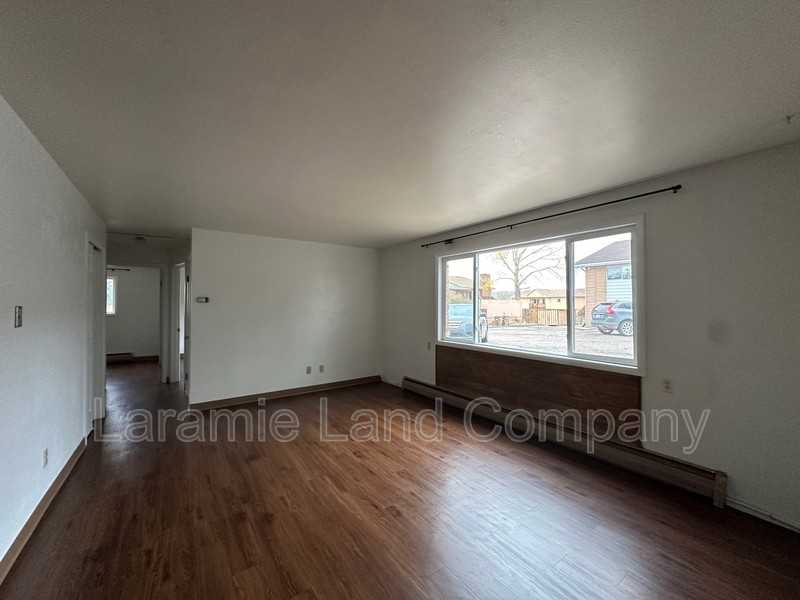1609 E Baker St - Photo 2 of 9