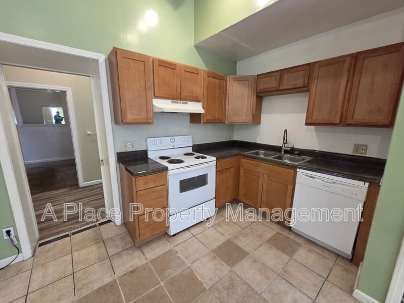 3115 Magnolia Ave - Photo 4 of 10