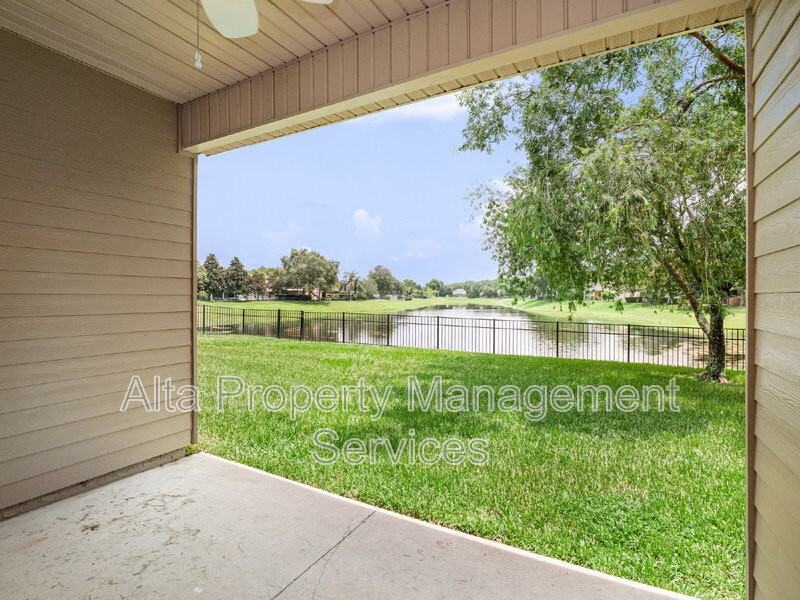 1228 Loch Tanna Loop - Photo 4 of 45