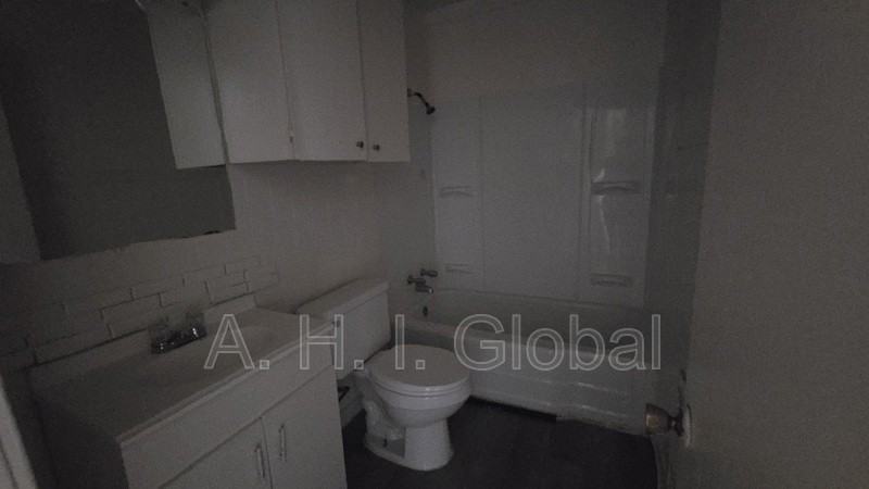 1113 Nw 21st Ave - Photo 6 of 8