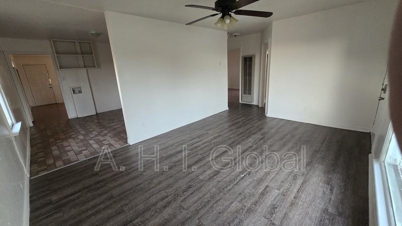 1113 Nw 21st Ave - Photo 7 of 8