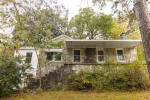 featured image of 1123 John Ross Rd