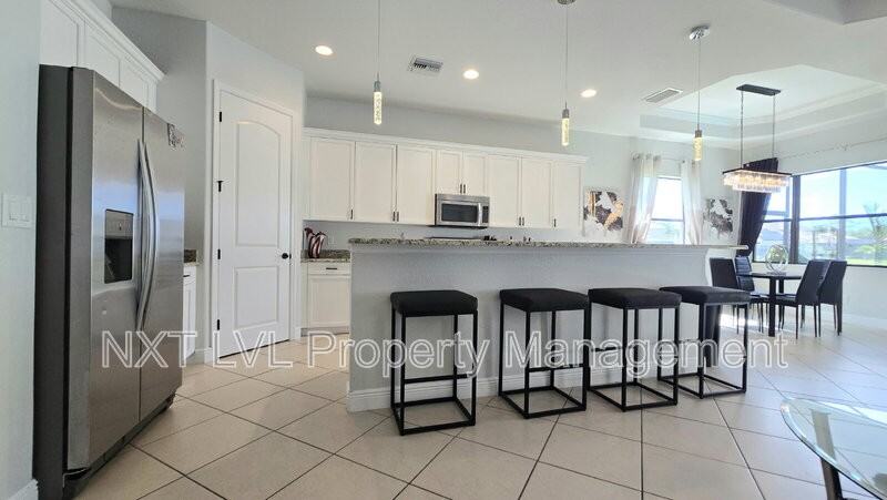 1685 Serrano Circle - Photo 5 of 31