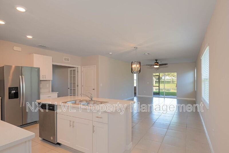 18517 Cronin Sand Lane - Photo 3 of 23