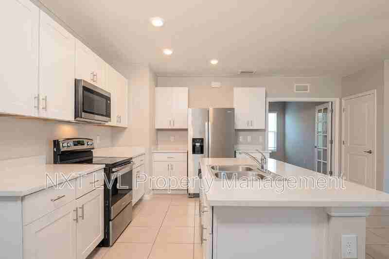 18517 Cronin Sand Lane - Photo 5 of 23