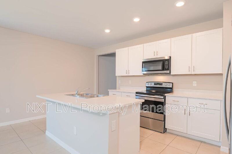 18517 Cronin Sand Lane - Photo 6 of 23