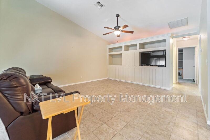 5510 Sw 4th Pl #607 - Photo 7 of 25