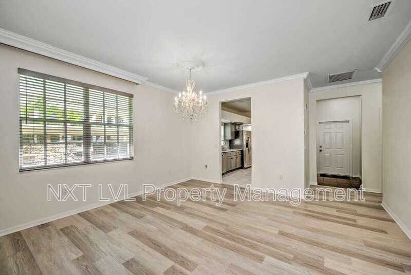 8658 Patty Berg Ct #1 - Photo 6 of 31