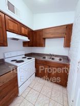 5752 S Park Ave - Photo 1 of 1