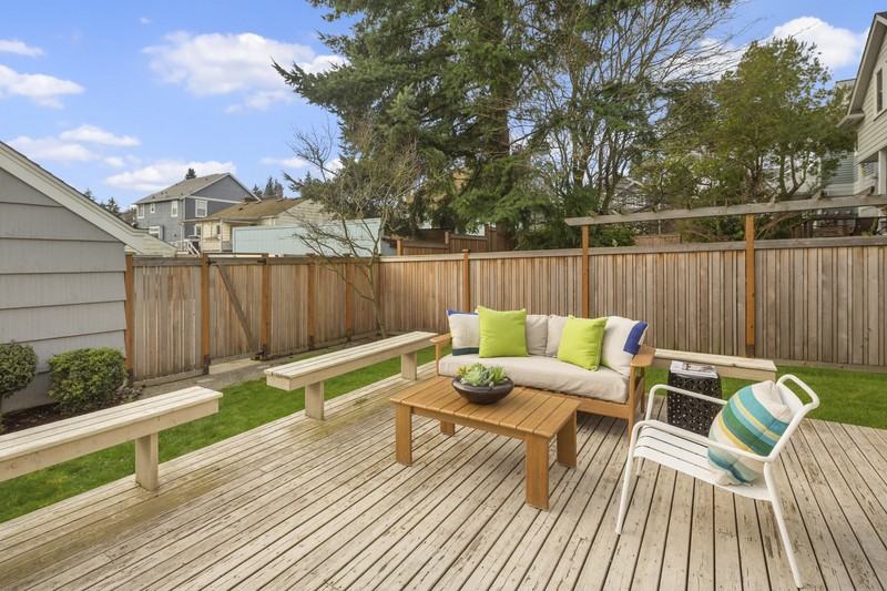 709 N 68th St - Photo 5 of 21