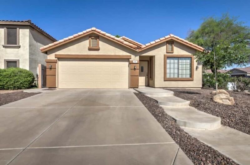 711 S Roca St - Photo 2 of 26