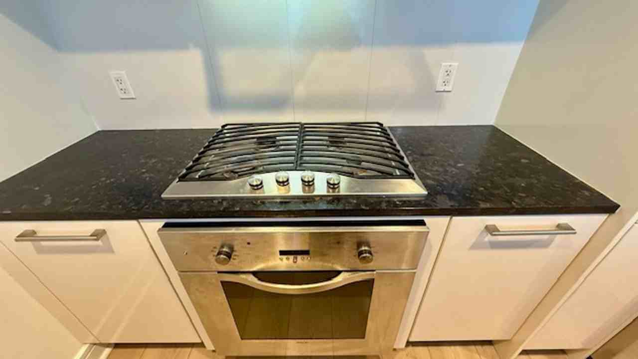 631 Folsom Street #8B - Photo 5 of 35