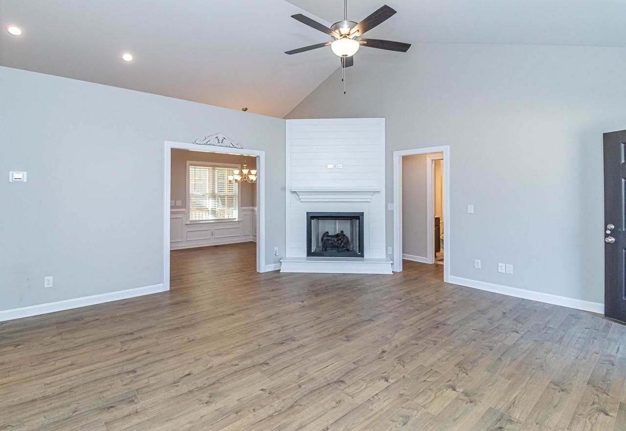 109 Hawk Pl - Photo 6 of 31