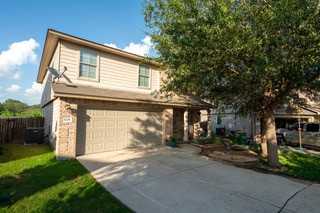 519 Donalan Dr - Photo 3 of 24