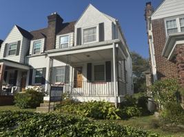 featured image of 112 Hollywood Ave