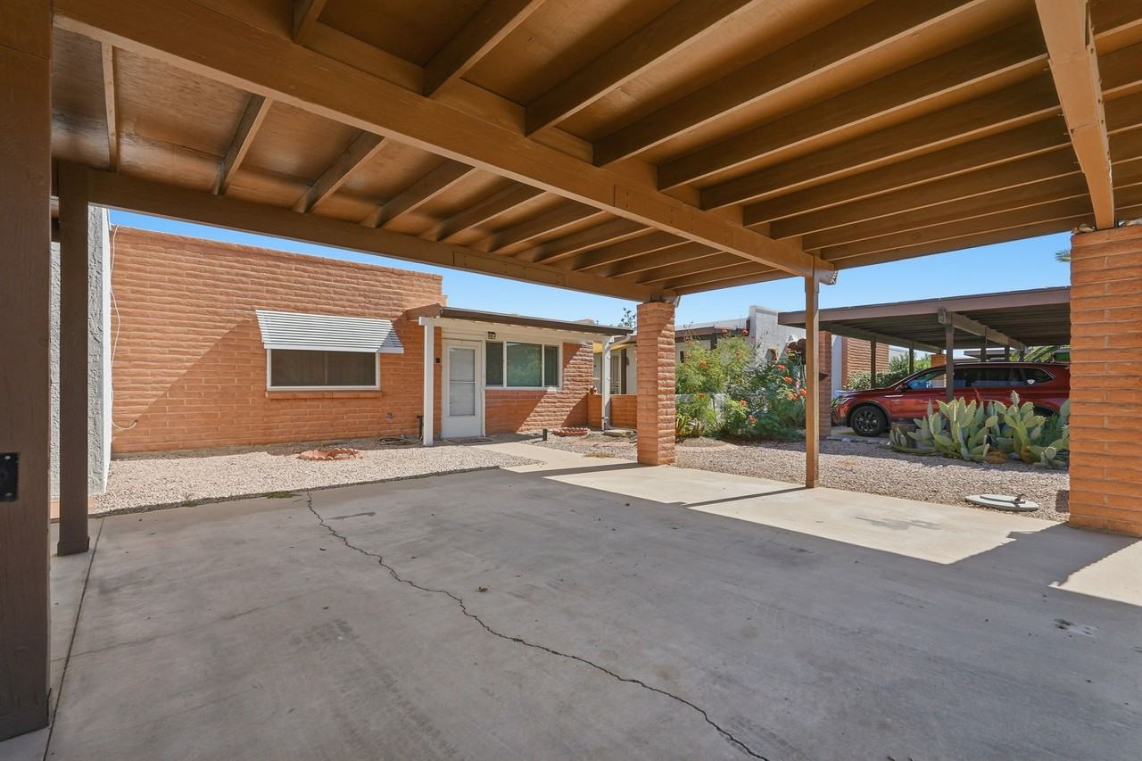 288 Calle Del Santos - Photo 4 of 43