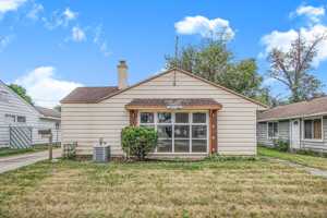 featured image of 203 Ardennes Ave