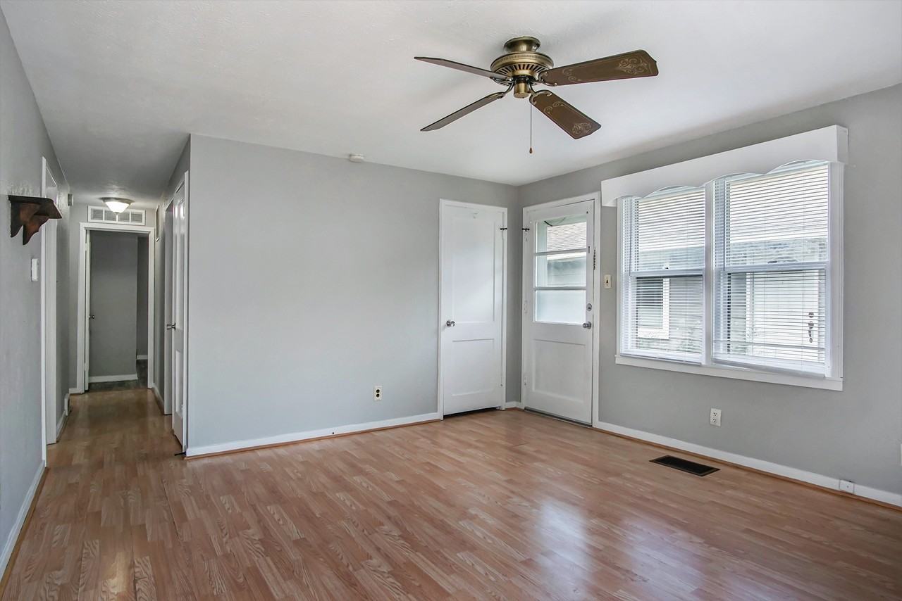 203 Ardennes Avenue - Photo 7 of 16