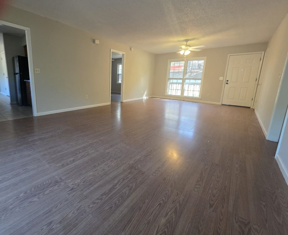 1738 Hays Mill Rd - Photo 2 of 22