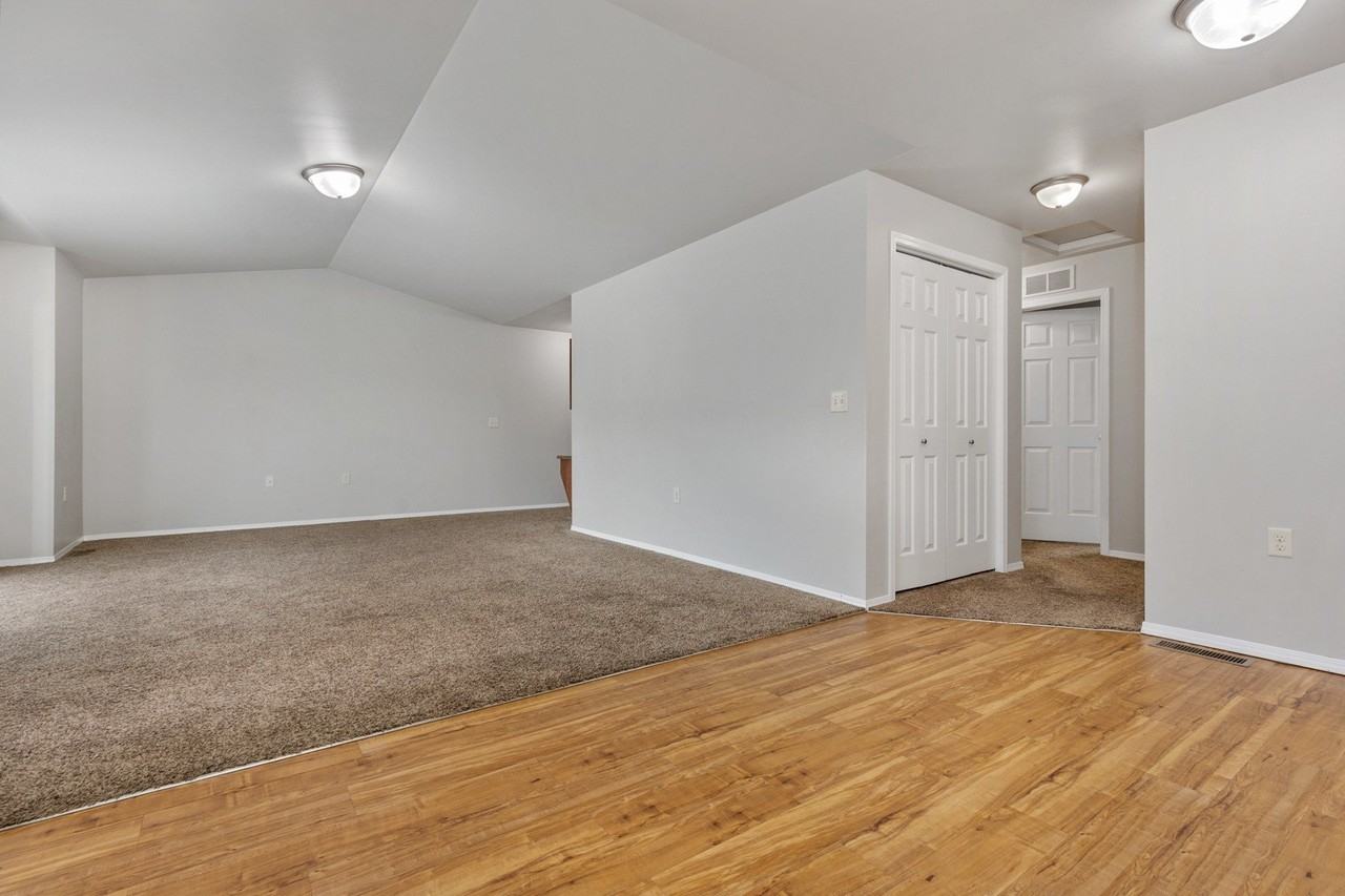 Killarney Crossing - Photo 5 of 49