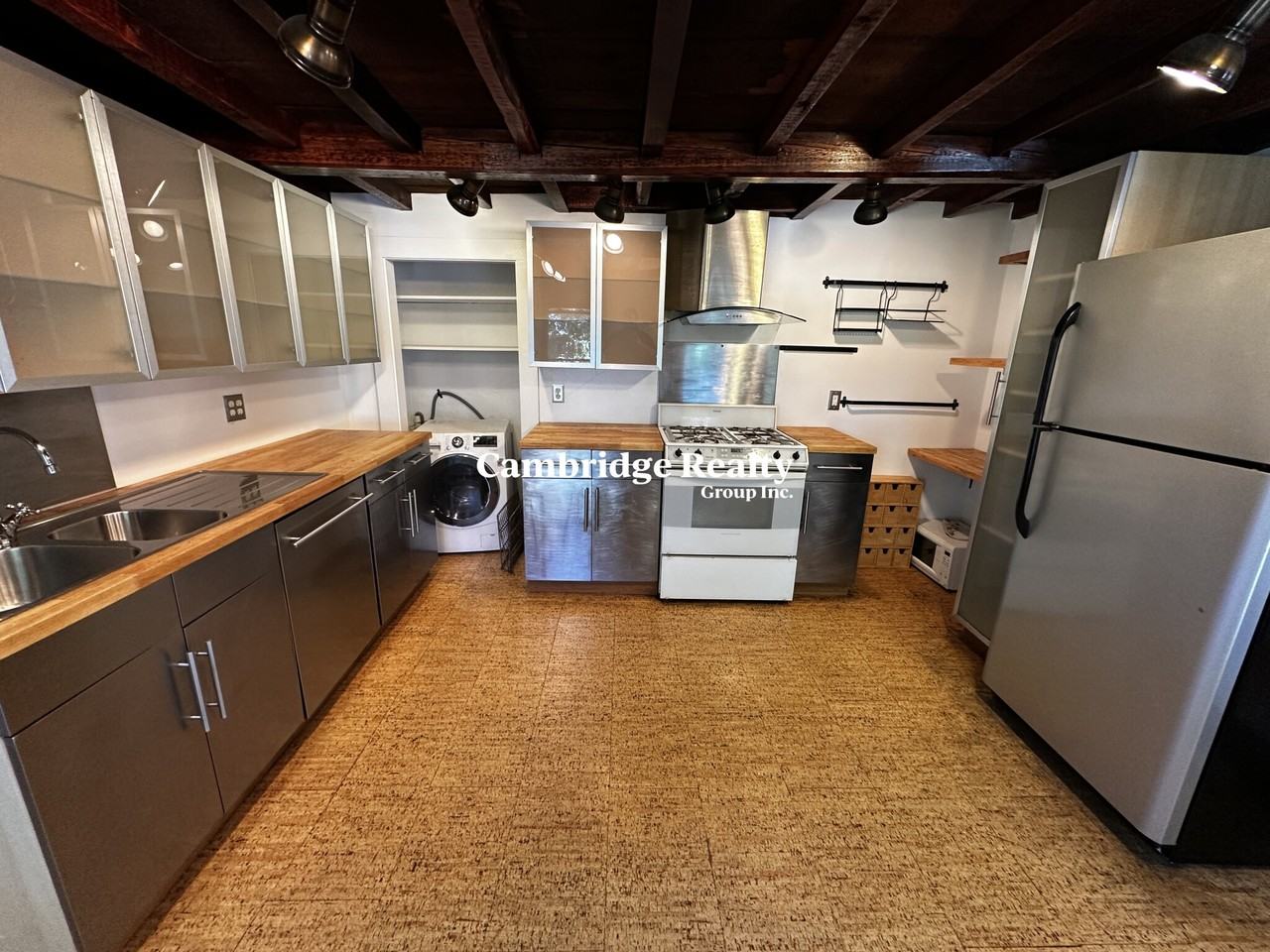 18 Tremont St #2T - Photo 5 of 21