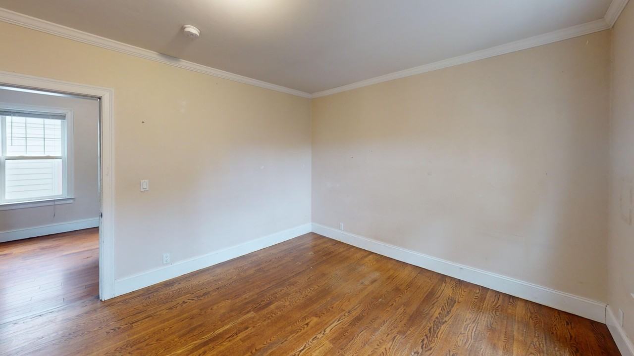 47 Iffley Rd #2 - Photo 3 of 13