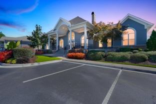 Glen Oaks East Apartments - Photo 1 of 1