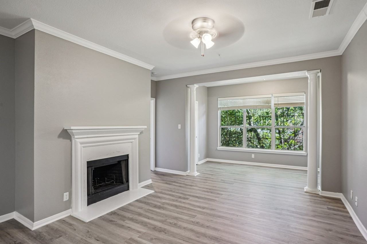 Bridford Lake Apartments - Photo 2 of 29