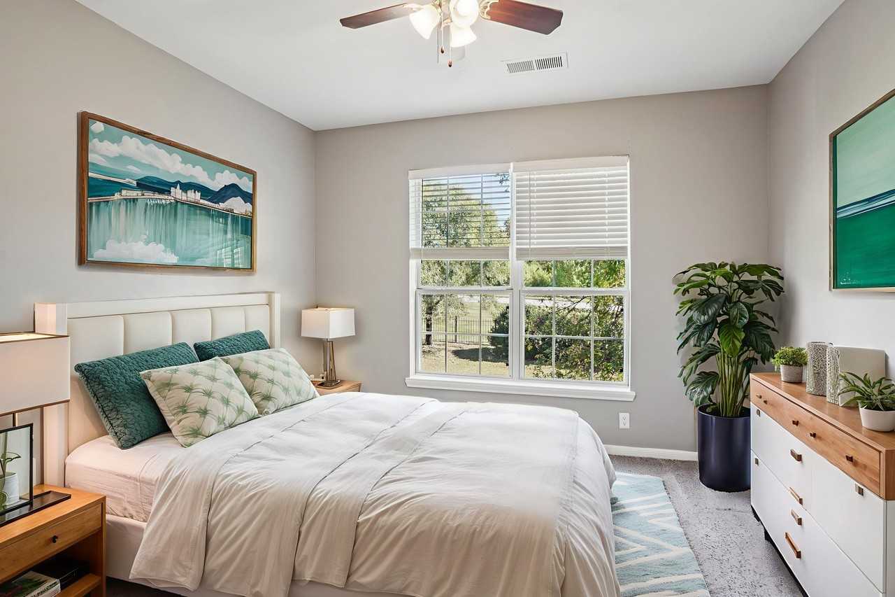 Bridford Lake Apartments - Photo 6 of 29