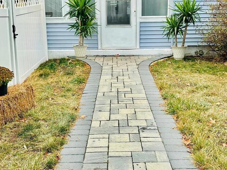 Slater Ave - Photo 3 of 23