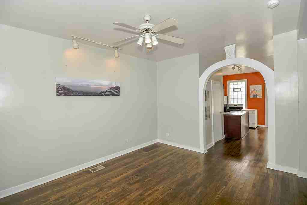 1527 Nelson Road #PHC - Photo 3 of 20