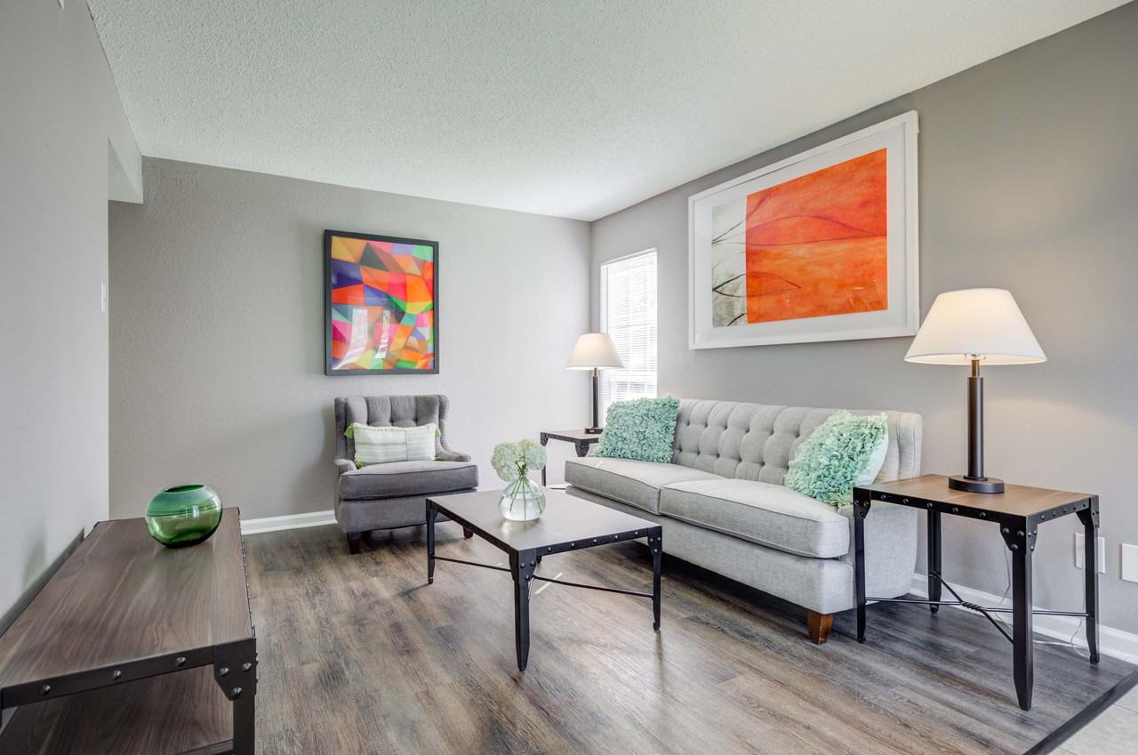 Westchase Apartments - Photo 5 of 29