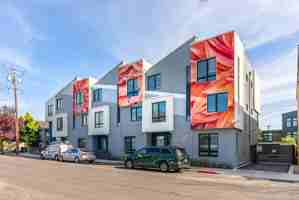 featured image of 1035 Yerba Buena Ave