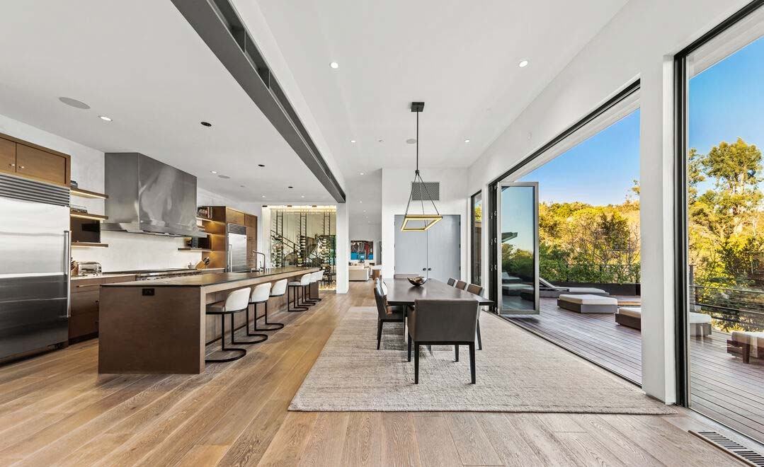 727 N Beverly Glen Blvd #NA - Photo 6 of 27