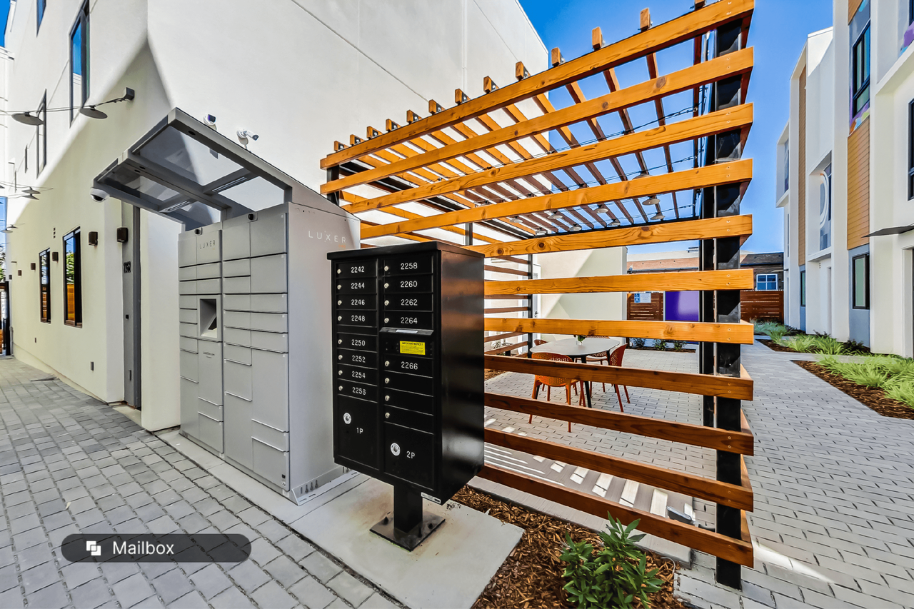 ArtHaus Magnolia - Photo 6 of 23