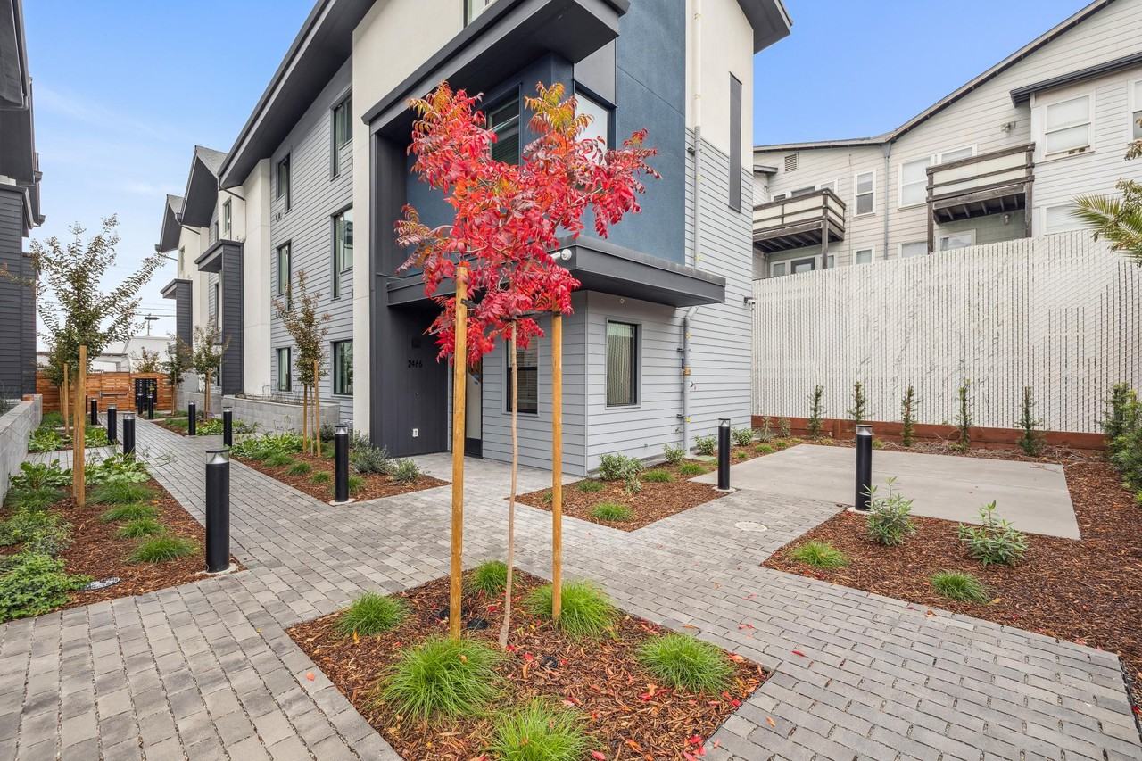 ArtHaus Chestnut - Photo 5 of 20