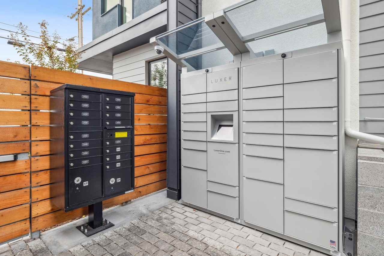 ArtHaus Chestnut - Photo 6 of 20