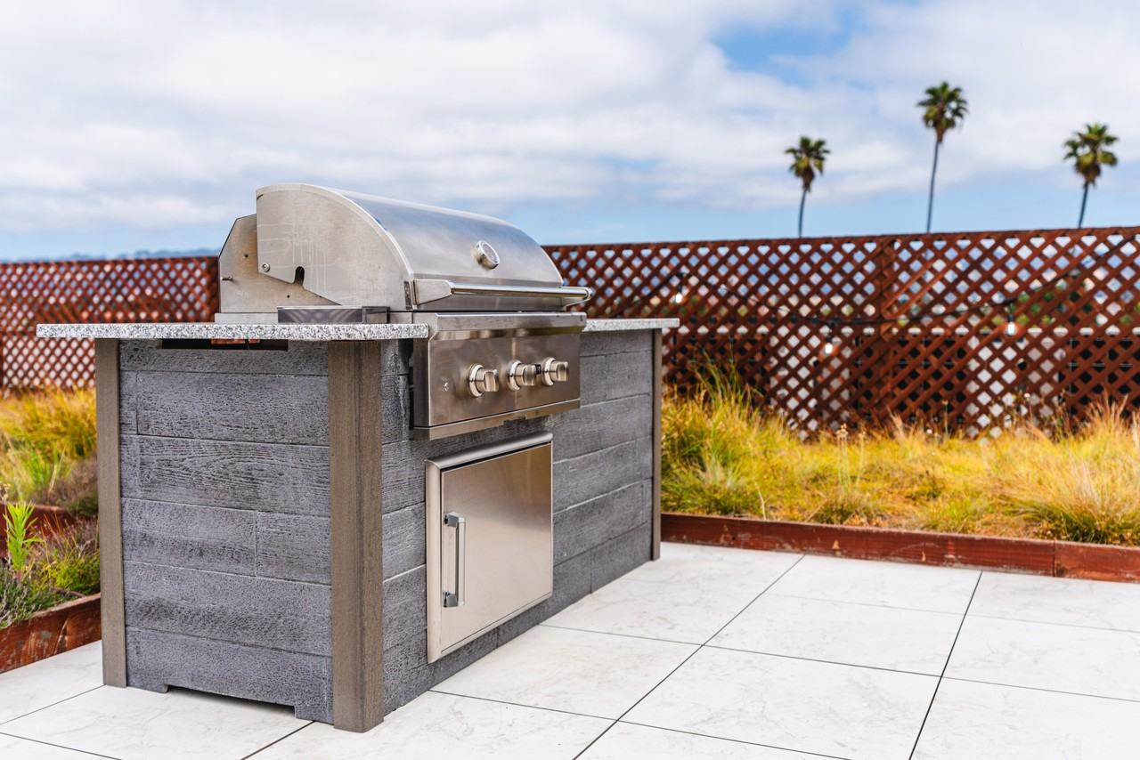 ArtHaus Hannah - Photo 6 of 18