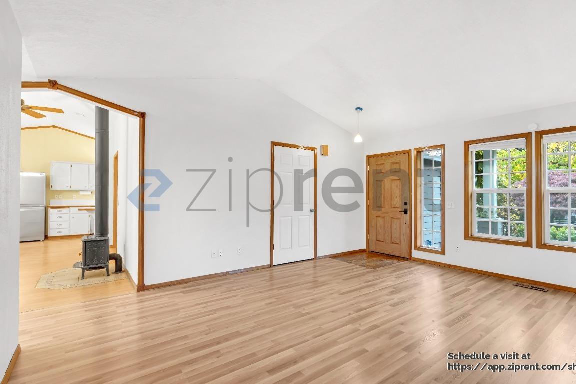 9380 Sw Sagert St - Photo 6 of 20