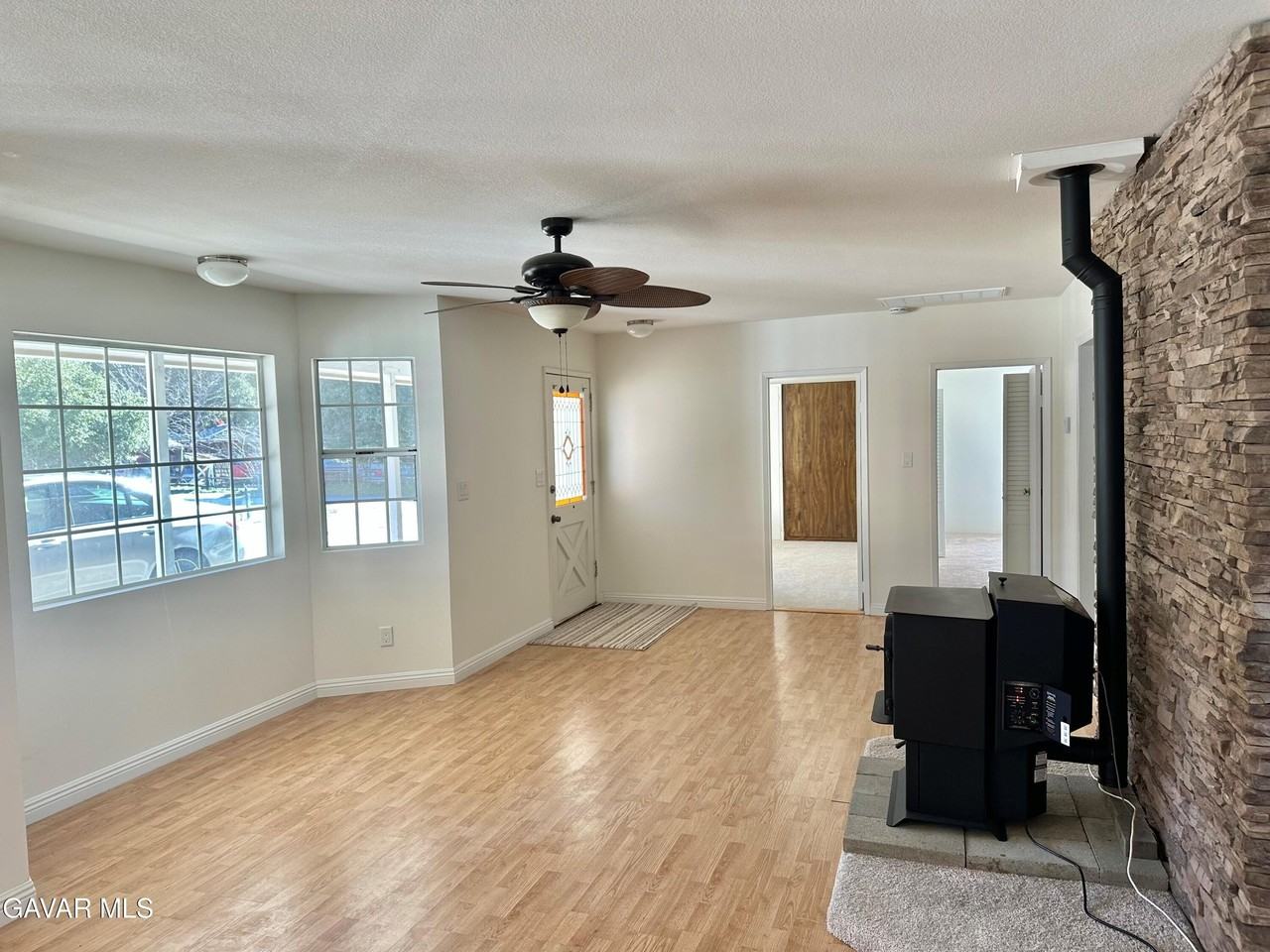 15313 Spunky Canyon Road - Photo 2 of 13