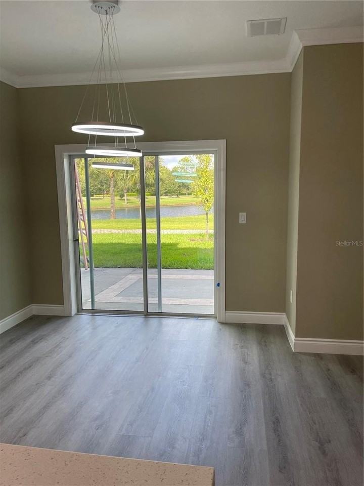 1810 Brentwood Ct - Photo 6 of 41