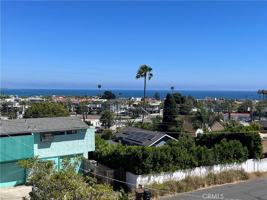 featured image of 34152 Blue Lantern St