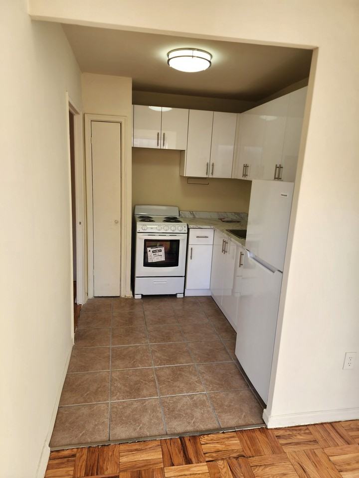 40 Clearview Heights #22 - Photo 2 of 5