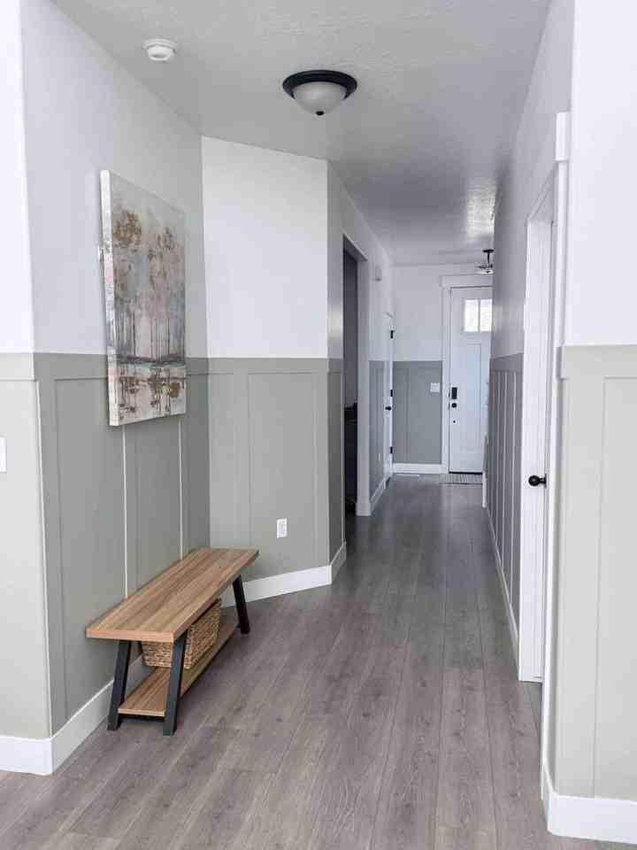 1467 W Holland Dr - Photo 4 of 17