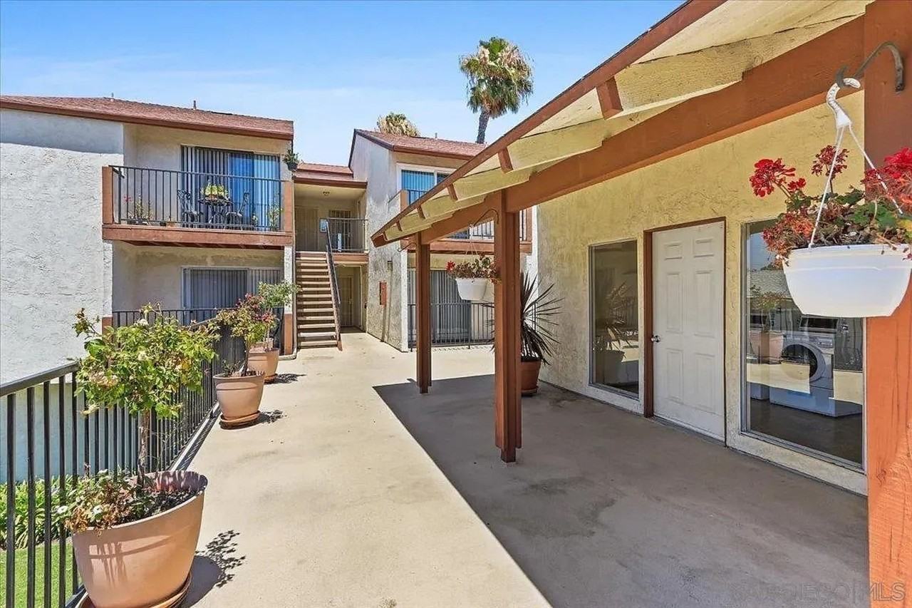 Las Casitas - Photo 7 of 16