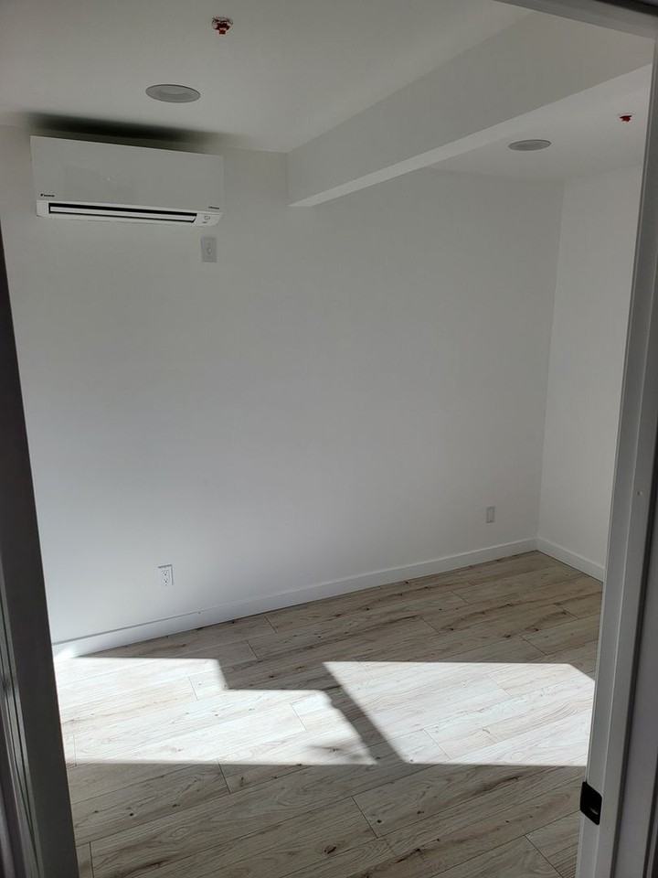 3501 Dahlia Avenue - Photo 6 of 11