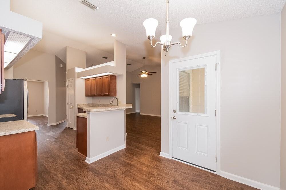 3413 Deerfield Pointe Dr - Photo 7 of 15