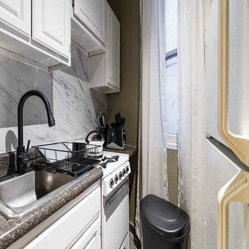 104 W 83rd St #1323892P - Photo 6 of 6