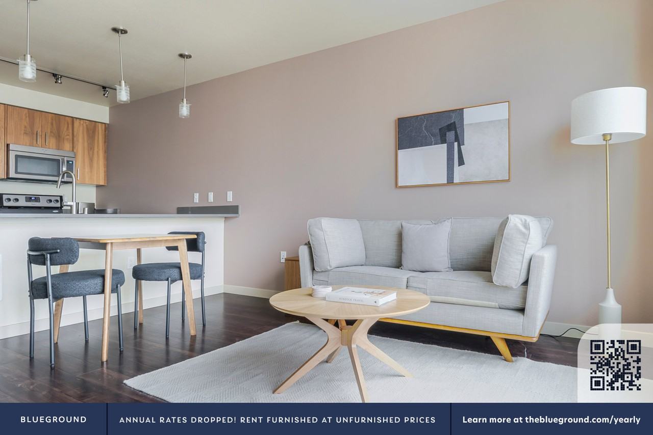 1414 10th Ave #960 - Photo 4 of 24